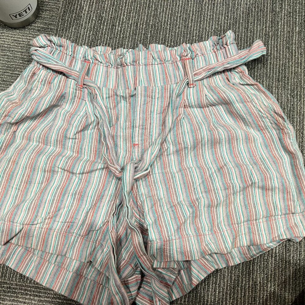 American Eagle Stripped Tie-Waist Shorts